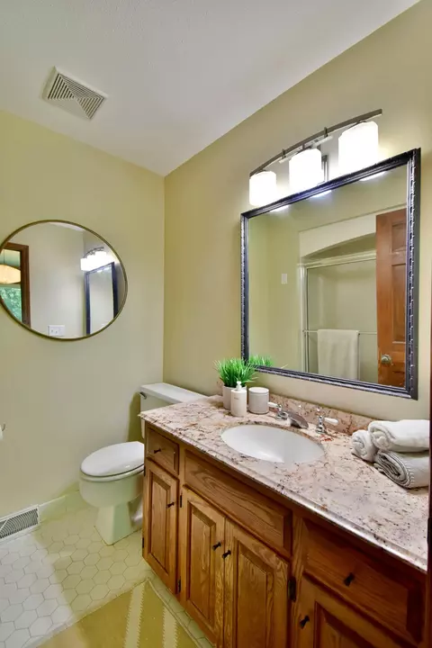 Bath - 2005 13th St S, Saint Cloud, MN 56301 photo 2 of 5