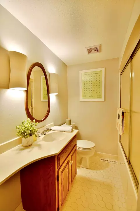 Bath - 2005 13th St S, Saint Cloud, MN 56301 photo 5 of 5