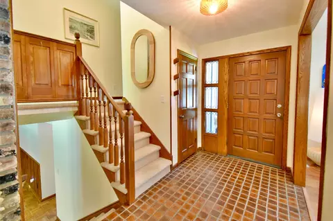 Entry Way - 2005 13th St S, Saint Cloud, MN 56301 photo 1 of 4