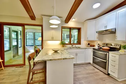Kitchen - 2005 13th St S, Saint Cloud, MN 56301 photo 3 of 8