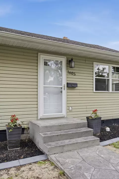 1605 5th St S, Fargo, ND 58103 photo 3