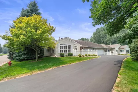 Exterior - 3043 Timberwood Trl, Eagan, MN 55121 photo 3 of 8