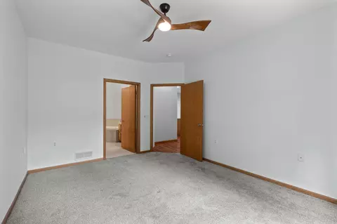 Bedroom - 3043 Timberwood Trl, Eagan, MN 55121 photo 3 of 4