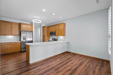 Kitchen - 3043 Timberwood Trl, Eagan, MN 55121 photo 2 of 7