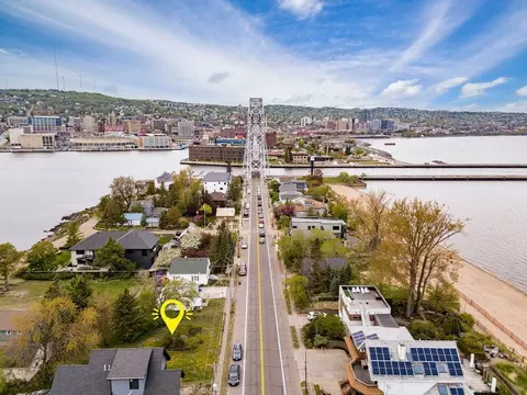 8 S Nn S Lake Ave, Duluth, MN 55802 photo 3