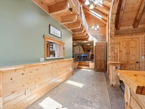 Entry Way - 1009 Bear Path Dr, Park Rapids, MN 56470 photo 4 of 9