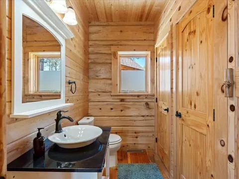 Bath - 1009 Bear Path Dr, Park Rapids, MN 56470 photo 1 of 6