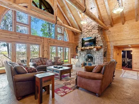 Living - 1009 Bear Path Dr, Park Rapids, MN 56470 photo 1 of 7