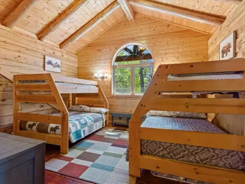 Bedroom - 1009 Bear Path Dr, Park Rapids, MN 56470 photo 10 of 11