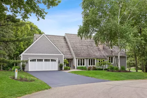 220 Northgate Rd, Wayzata, MN 55391