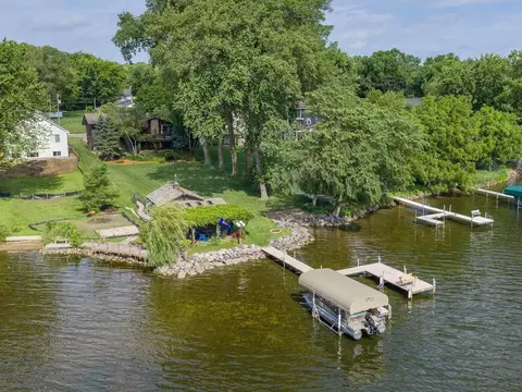 1519 14th Ave NW, New Brighton, MN 55112