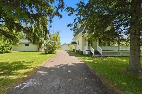 5514 Baxter Ave, Superior, WI 54880