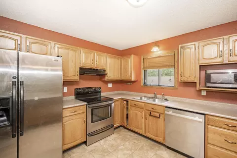 Kitchen - 1907 27th Ave S, Fargo, ND 58103 photo 3 of 4