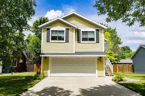 1907 27th Ave S, Fargo, ND 58103