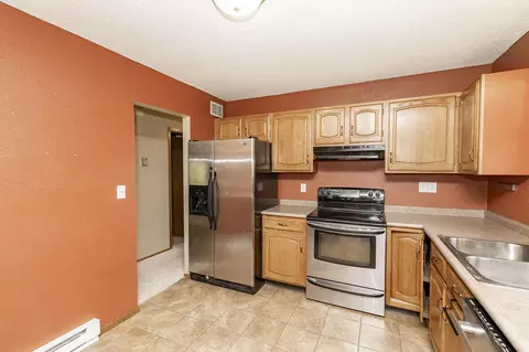 Kitchen - 1907 27th Ave S, Fargo, ND 58103 photo 2 of 4