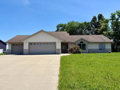 508 Prairie Ln, Long Prairie, MN 56347