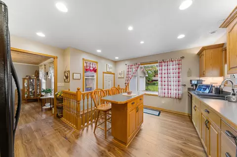 Kitchen - 806 5th St NW, Faribault, MN 55021 photo 4 of 5