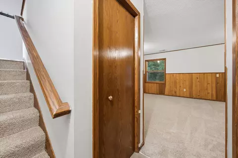 Entry Way - 4154 Meadowlark Way, Eagan, MN 55122 photo 4 of 5