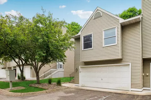 4154 Meadowlark Way, Eagan, MN 55122