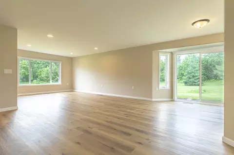 7057 133rd St, Milaca, MN 56353