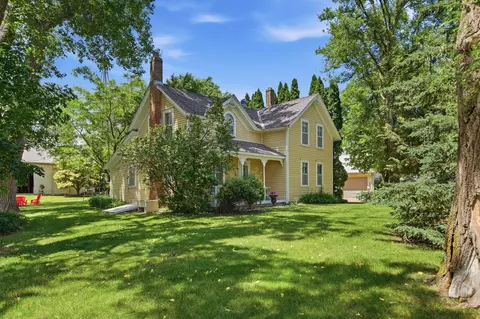 7485 Greenfield Rd, Loretto, MN 55357