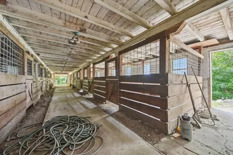 Entry Way - 7485 Greenfield Rd, Loretto, MN 55357 photo 5 of 5