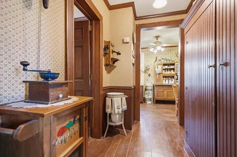 Entry Way - 7485 Greenfield Rd, Loretto, MN 55357 photo 1 of 5
