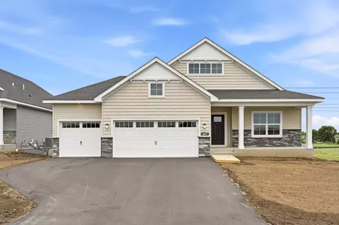 4617 89th St NE, Monticello, MN 55362