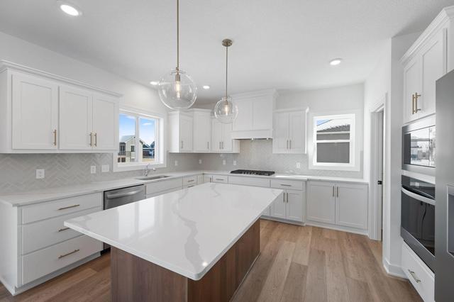 7695 22nd Ave E, Shakopee, MN 55379