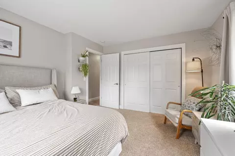 Bedroom - 2193 Cedar Ln, Mound, MN 55364 photo 6 of 6