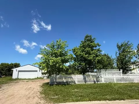 252 Elm St, Miltona, MN 56354