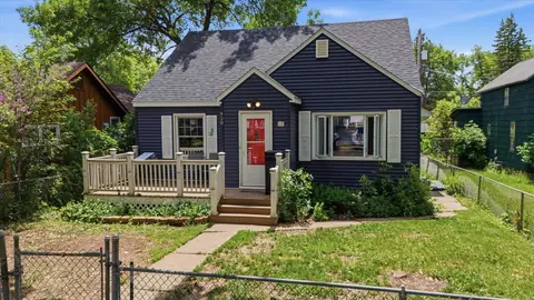 920 16th St N, Virginia, MN 55792
