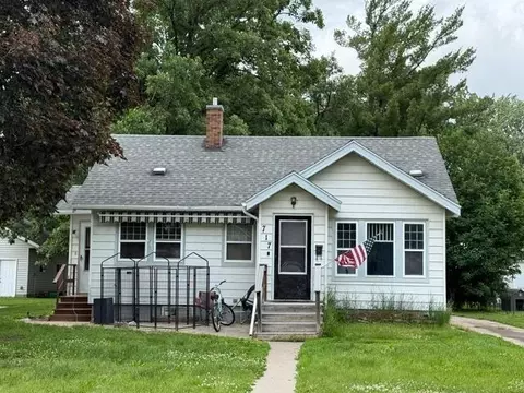 717 5th Ave E, Alexandria, MN 56308