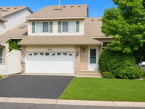 9949 Hamlet Ln S, Cottage Grove, MN 55016