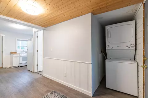Entry Way - 815 Fir St, Brainerd, MN 56401 photo 5 of 5