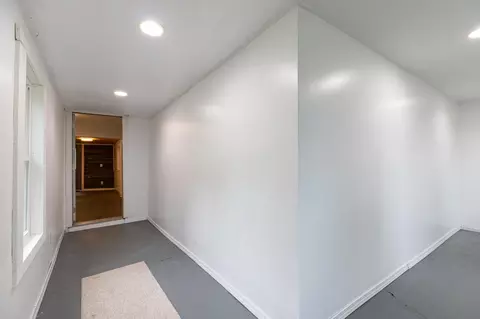 Entry Way - 815 Fir St, Brainerd, MN 56401 photo 1 of 5