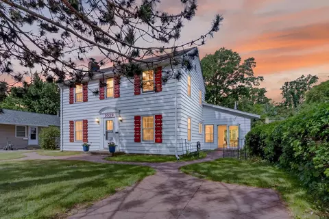 1029 NW 1st Ave, Grand Rapids, MN 55744