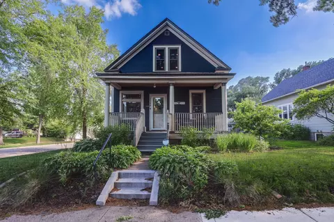 1162 Thomas Ave, Saint Paul, MN 55104