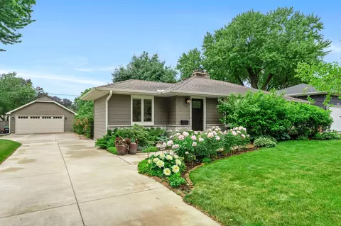 4705 Valley View Rd, Edina, MN 55424