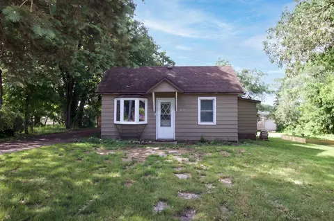 829 Willow St W, Detroit Lakes, MN 56501