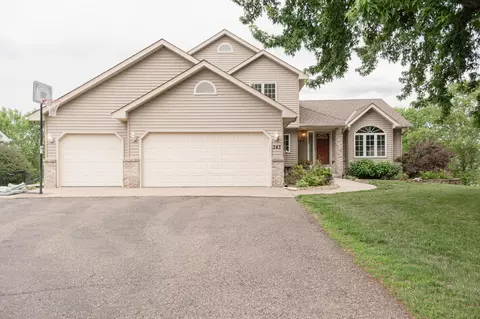 343 Pendryn Hill Curv, Woodbury, MN 55125