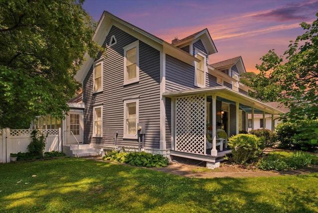 413 E 1st St, New Richmond, WI 54017