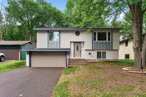 Exterior - 10541 Unity St NW, Coon Rapids, MN 55433 photo 2 of 10