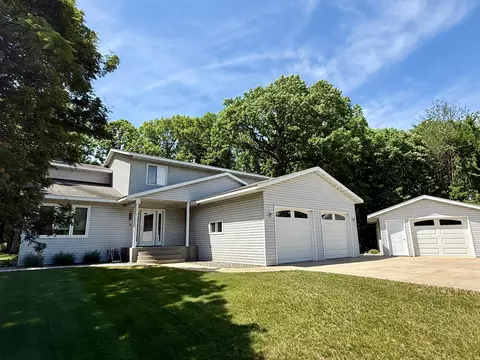 15174 Edgewood Rd, Little Falls, MN 56345