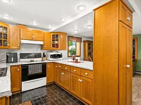 Kitchen - 3616 Lavaque Rd, Hermantown, MN 55811 photo 2 of 3