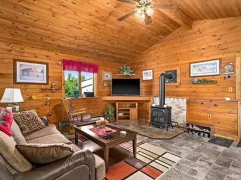 Living - 3616 Lavaque Rd, Hermantown, MN 55811 photo 1 of 4