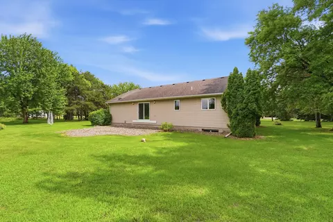 Exterior - 1850 E 49th St SE, Saint Cloud, MN 56304 photo 15 of 15