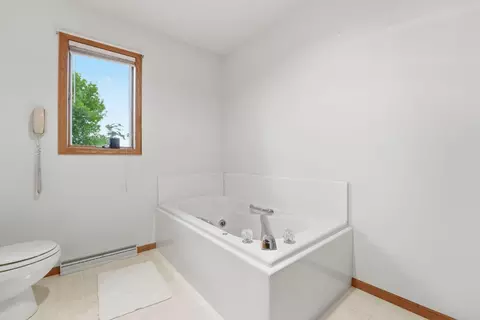 Bath - 1850 E 49th St SE, Saint Cloud, MN 56304 photo 2 of 3