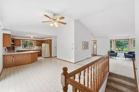 Entry Way - 1850 E 49th St SE, Saint Cloud, MN 56304 photo 2 of 2