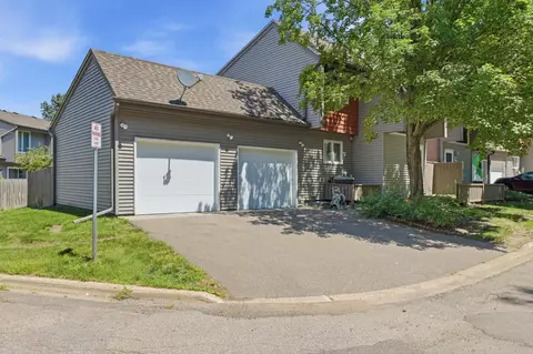 Exterior - 1757 Bluebill Dr, Eagan, MN 55122 photo 2 of 7